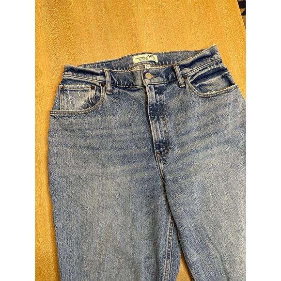 Abercrombie The 90s Straight Ultra High Rise Curve Love Size 26/2S - Picture 2 of 6